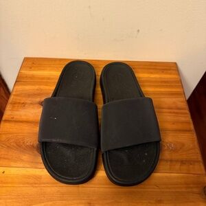 Women's Lulu Lemon Restfeel Slide - Size 7
